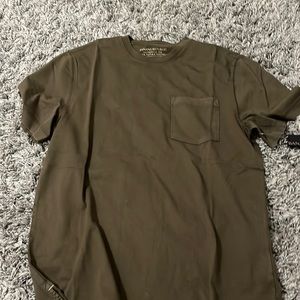 men's Banana republic T-shirt NWT